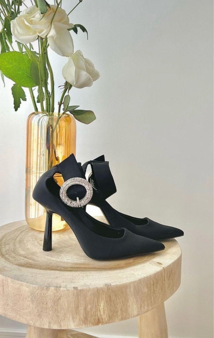 Slingback Talons boucle pointus Zara / Shiny heeled shoes pointed black buckle - photo numéro 4