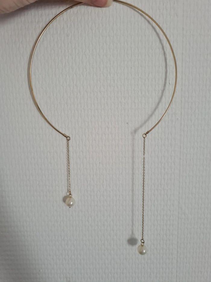 Collier doré avec 2 perles - photo numéro 2