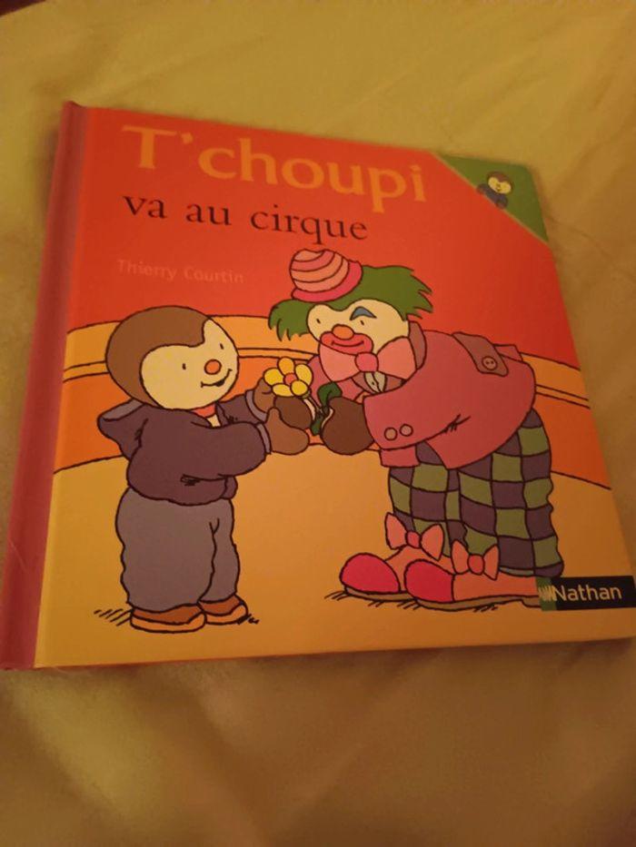 T'choupi va au cirque