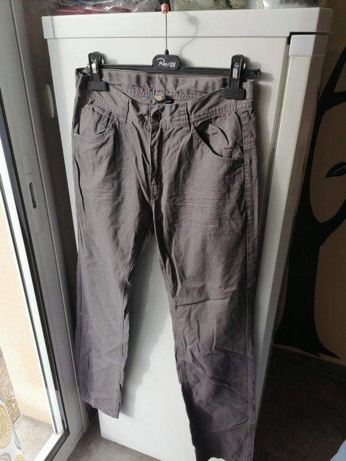 Pantalon - photo numéro 1