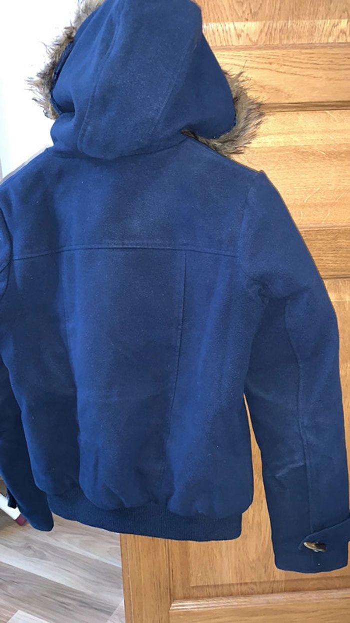 Manteau court bleu marine à capuche - photo numéro 3