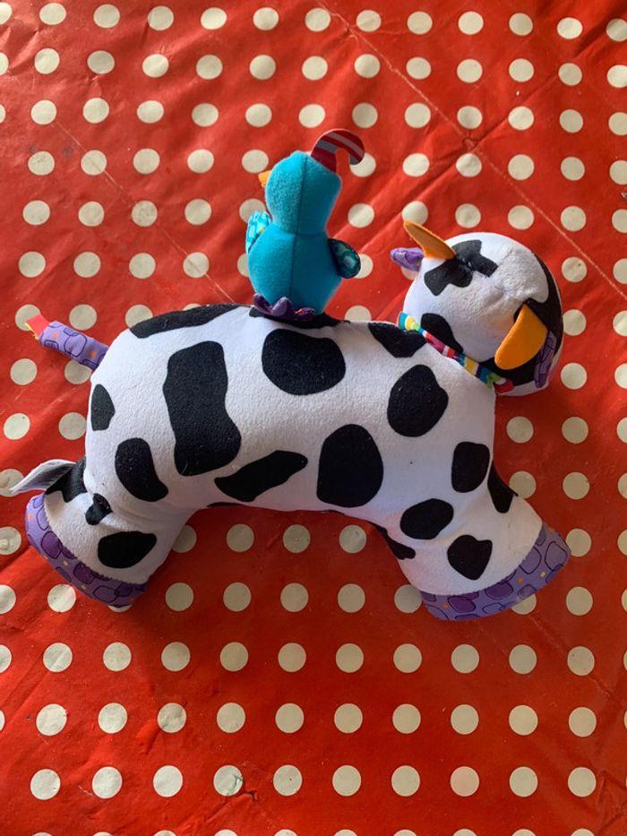 TOMY Lamaze Doudou La vache musicale - photo numéro 2