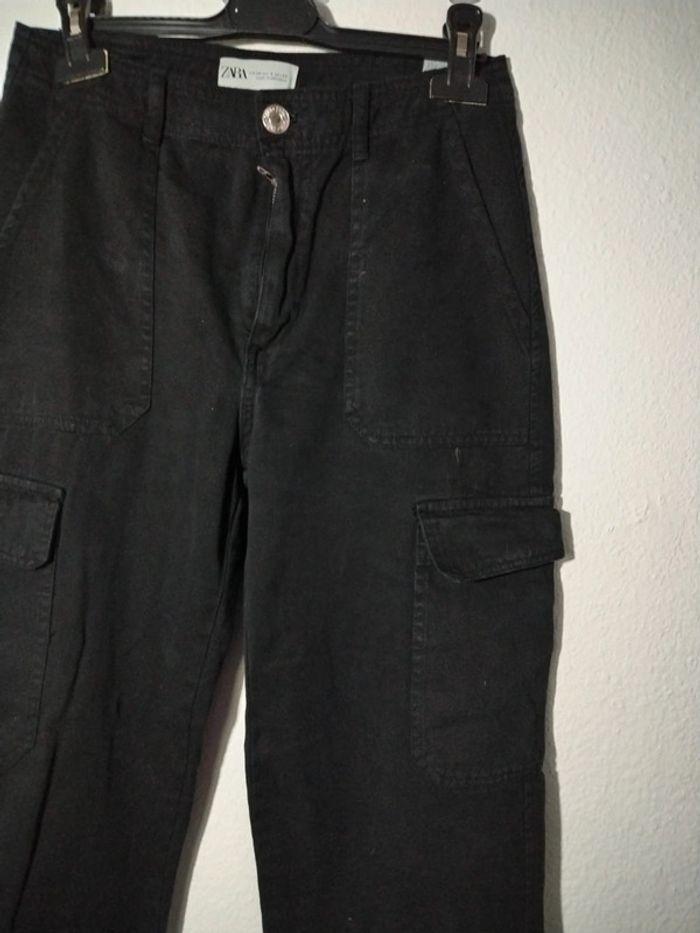 Pantalon Cargo noir zara - photo numéro 4