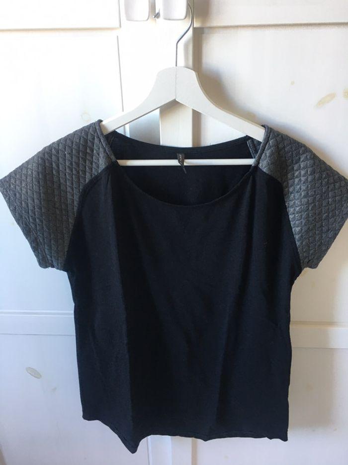 Tee shirt noir et gris