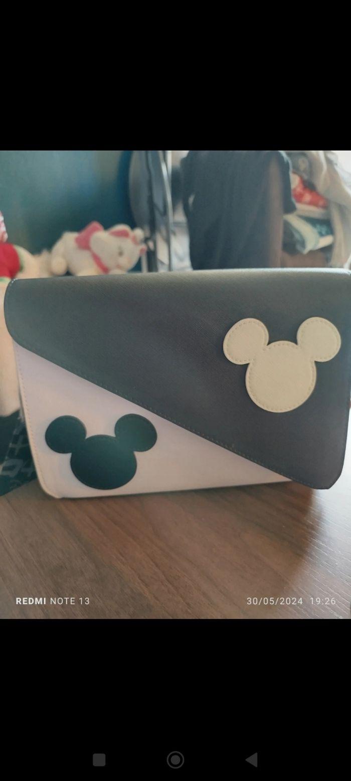 Sac loungefly Mickey - photo numéro 1