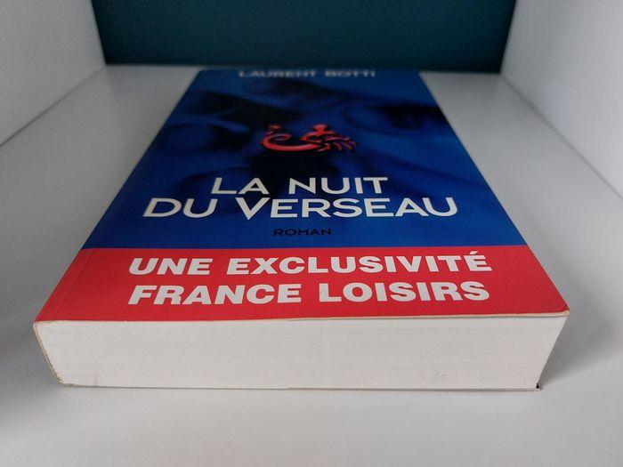 Livre "La nuit du Verseau" Laurent Botti - photo numéro 4