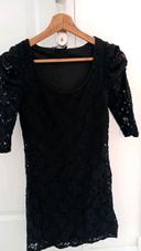 Robe noire courte