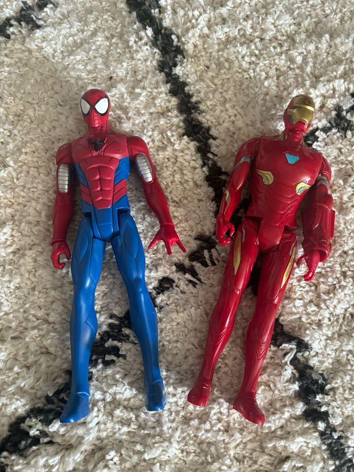 Figurine Spiderman et Iron man - photo numéro 2