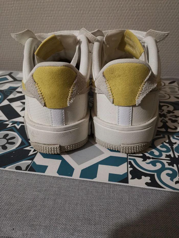 Nike AF1 Fontanka blanc et jaune - photo numéro 3