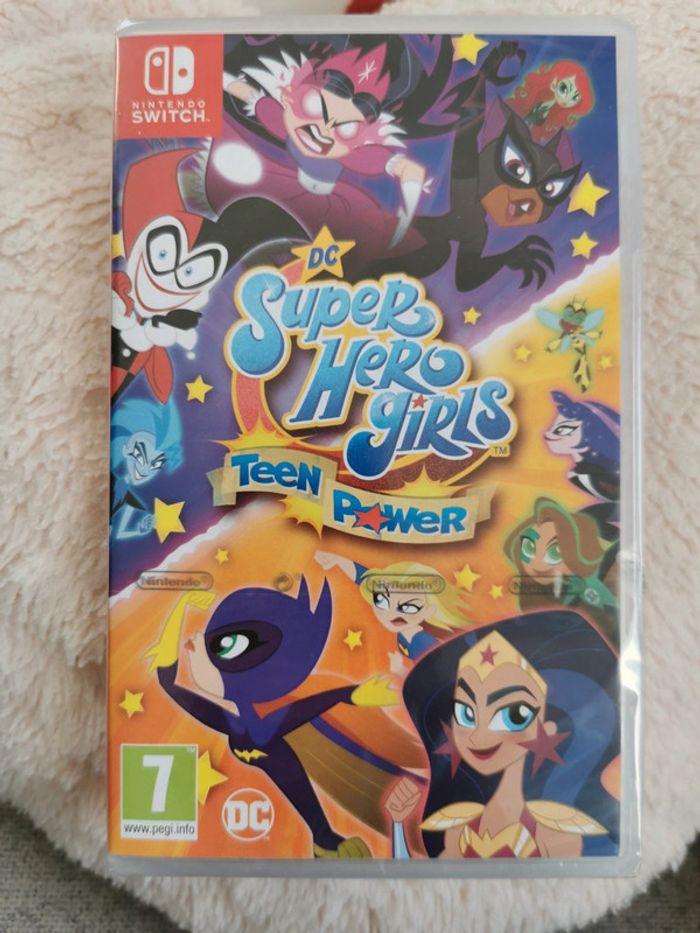 Jeu Switch Nintendo Super Hero Girls Teen power - photo numéro 1