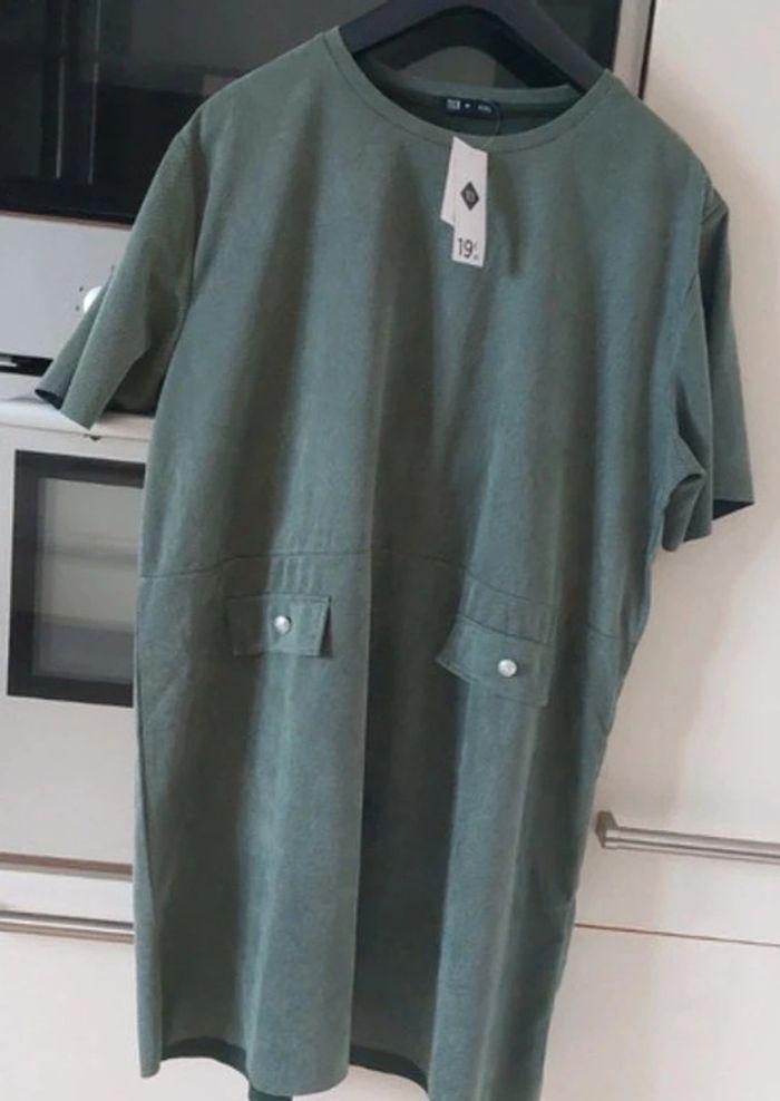 Robe  tex verte grande taille - photo numéro 2