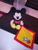 Peluche Mickey