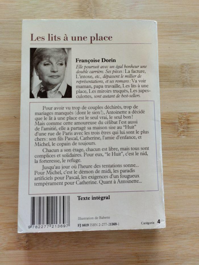 Roman Les lits à une place - photo numéro 2