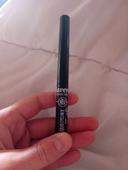 Eye-liner lavera noir .