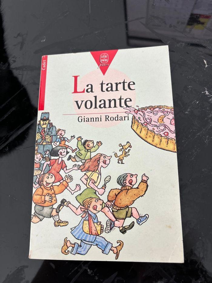 La tarte volante / Gianni Rodari - photo numéro 1