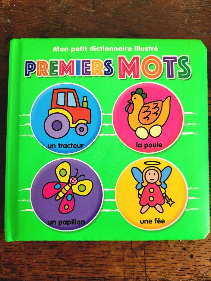 Mon petit dictionnaire illustré : "Premiers mots". - photo numéro 1