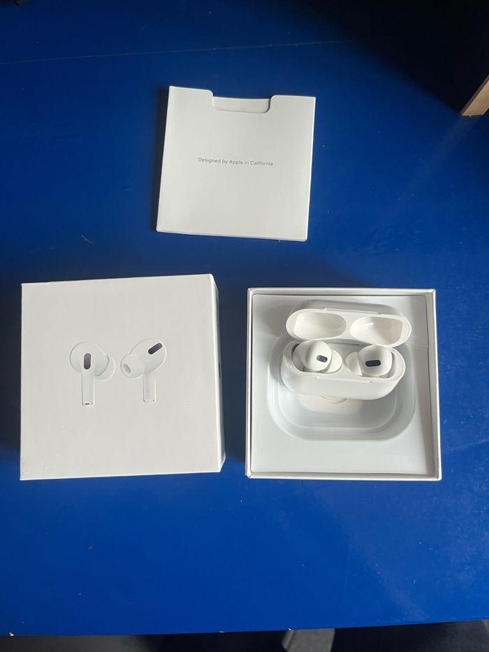 AirPods Pro 2 - photo numéro 1