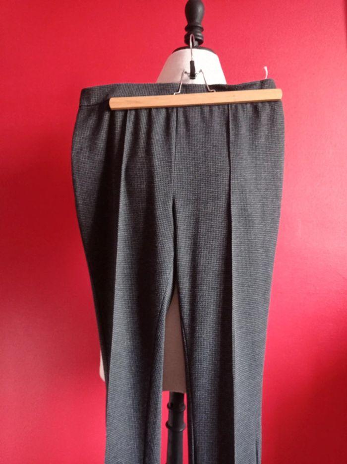 Pantalon femme noir/gris taille 40 Élastique à la taille - photo numéro 2