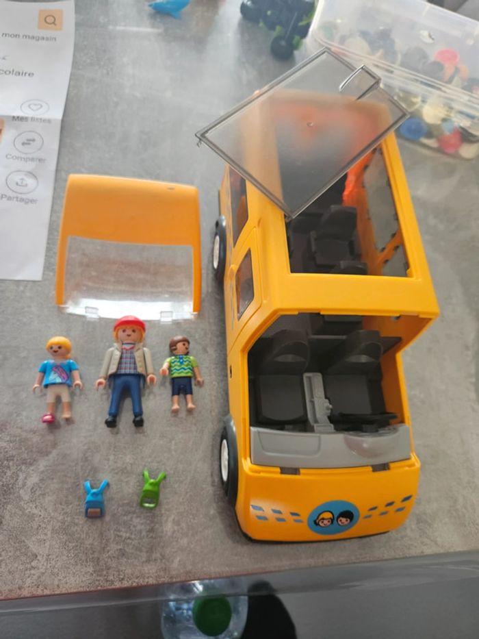 Playmobil city life bus scolaire - photo numéro 1