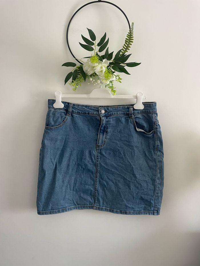 🌸Jupe en jeans kiabi taille 46 🌸 - photo numéro 1