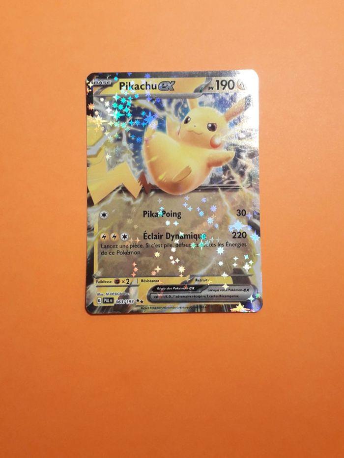 Carte Pokemon Pickachu EX 2023 - photo numéro 1