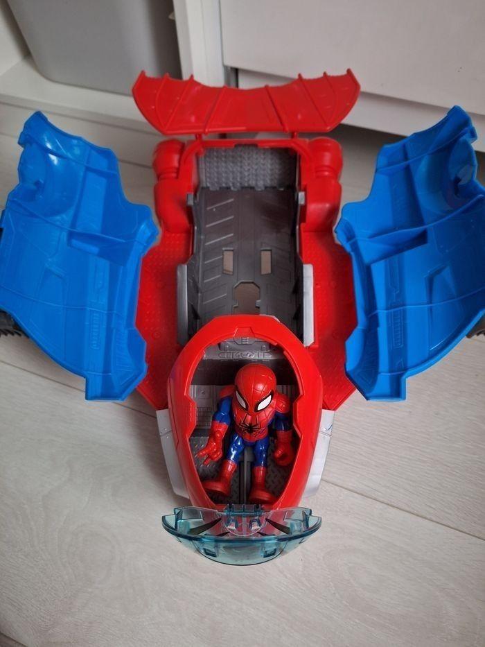 Véhicule spider man + figurine - photo numéro 3