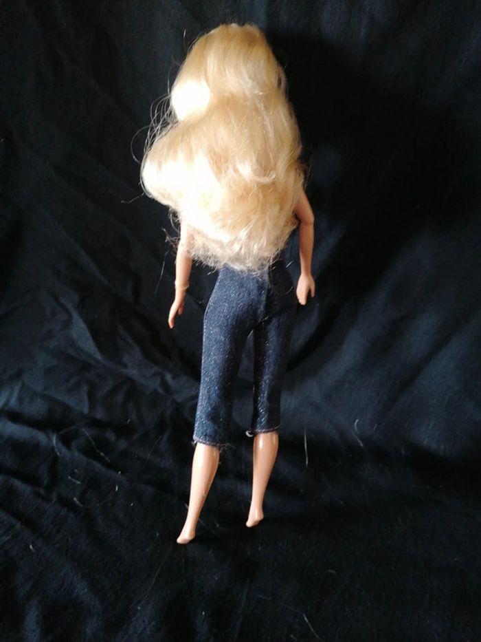 Poupée Barbie articulée - photo numéro 2