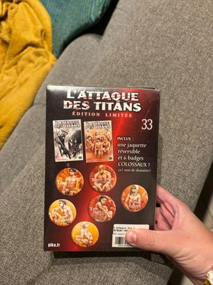 Tome 33 collector SNK attaque des titans - photo numéro 2