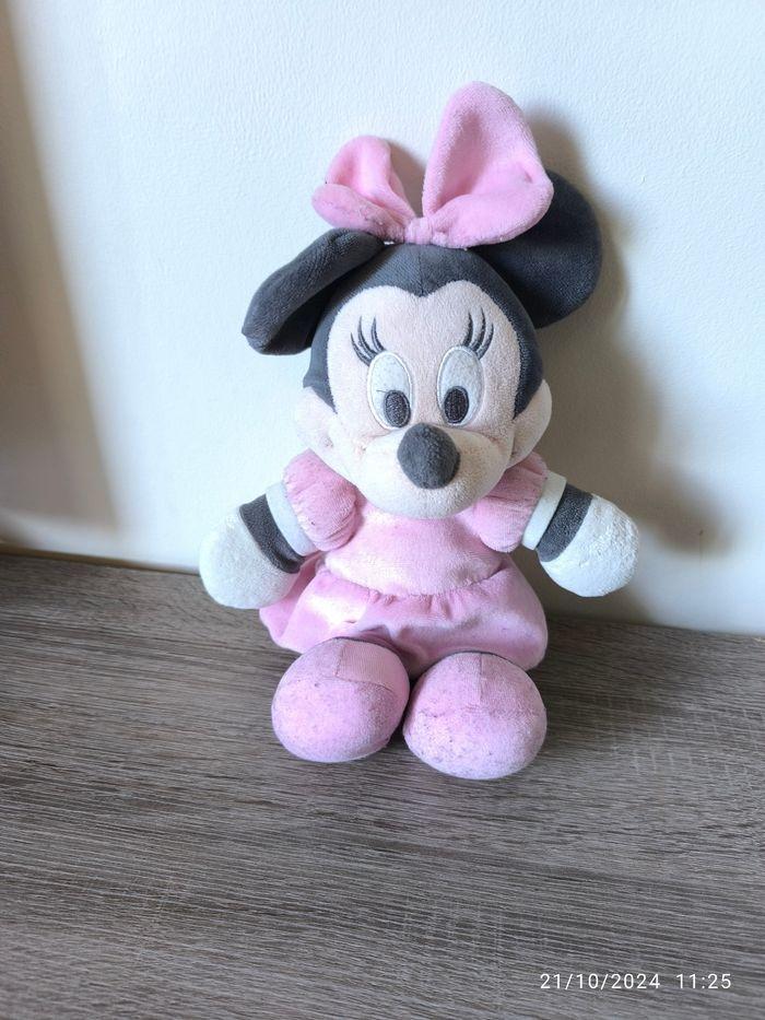 Peluche Minnie - photo numéro 3