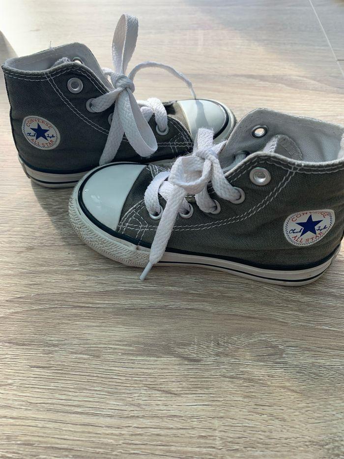 Chaussures converse all star taille 22 - photo numéro 2