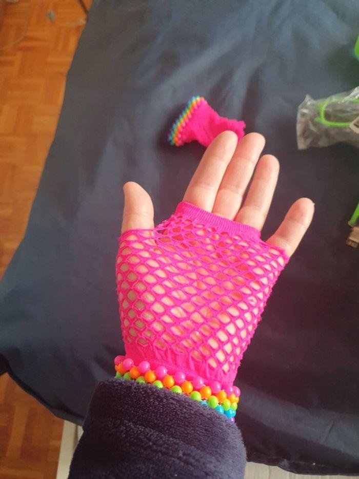 Gants fantaisie avec perle coloré - photo numéro 2