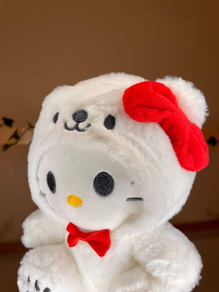 Peluche Hello Kitty déguisement ours polaire blanc - photo numéro 7