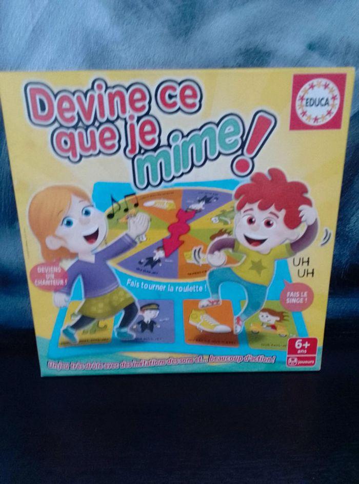 Jeu de société : devine ce que je mime - photo numéro 1