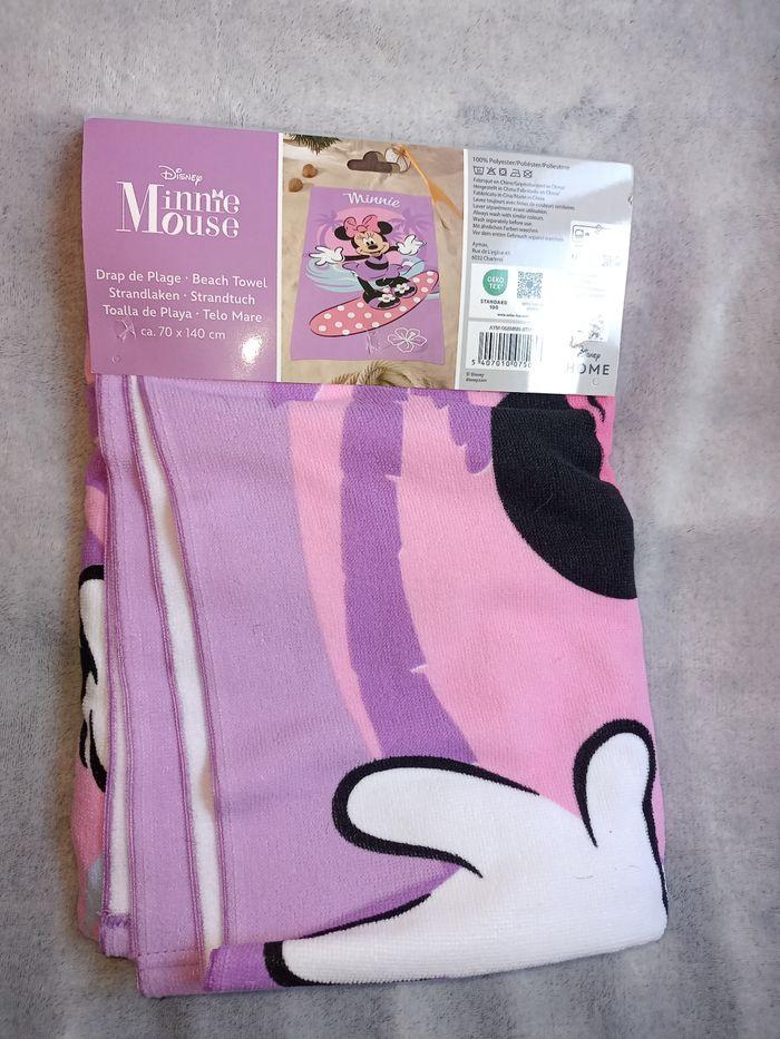 Serviette Drap de plage bain Minnie mouse - photo numéro 2