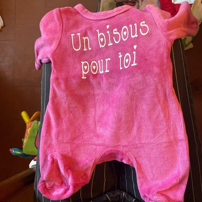 Venlo vêtements, naissance un mois - photo numéro 5