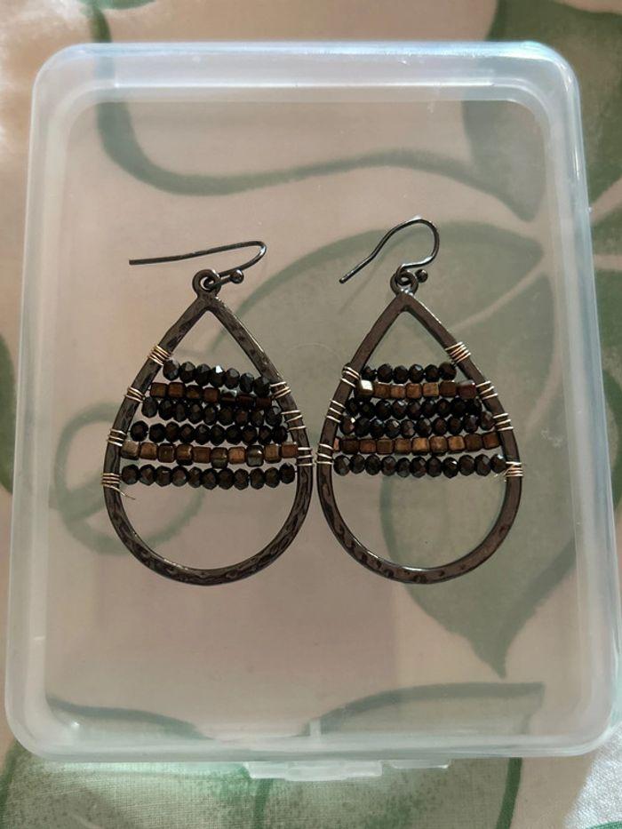 belles boucles d’oreilles pendantes fantaisies, neuves, jamais porté, Vintage - photo numéro 1