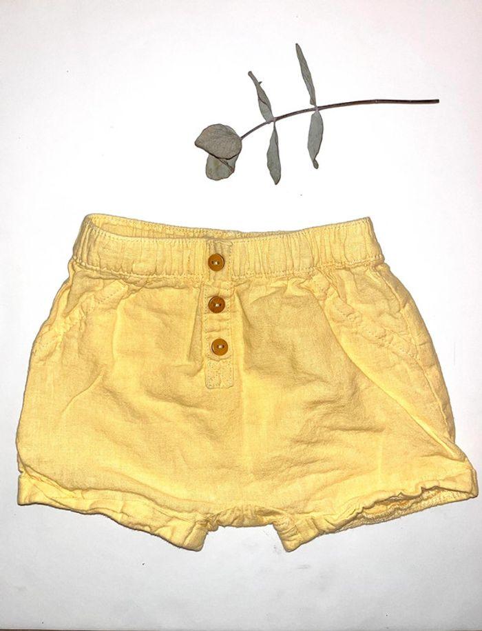 Short Kiabi jaune - photo numéro 1