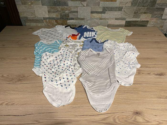 Lot vêtements bébé garçon taille 68 - photo numéro 9