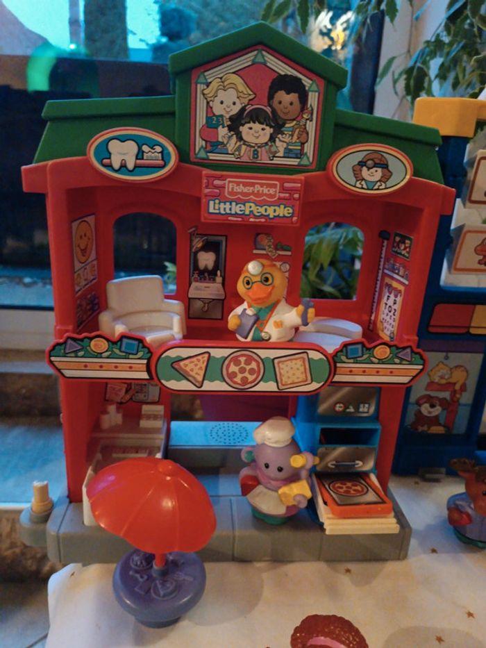 Little people petite poupée doll école School dentiste vétérinaire pizzeria voiture facteur camion - photo numéro 5