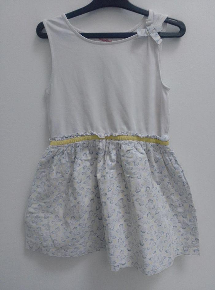 Robe été dpam fille 8 ans - photo numéro 1