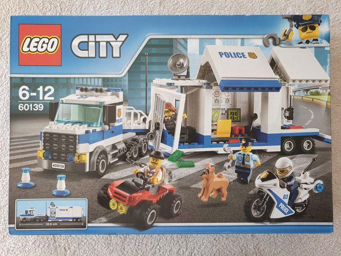 LEGO City - Le poste de commandement mobile - 60139 - ok - photo numéro 1