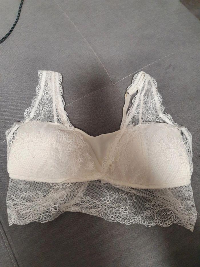 Soutien gorge neuf taille M primark - photo numéro 1