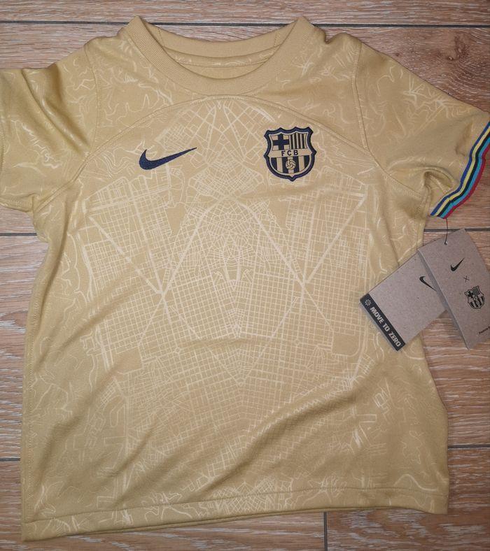 Maillot de foot unisex FCB Nike Neuf - photo numéro 1