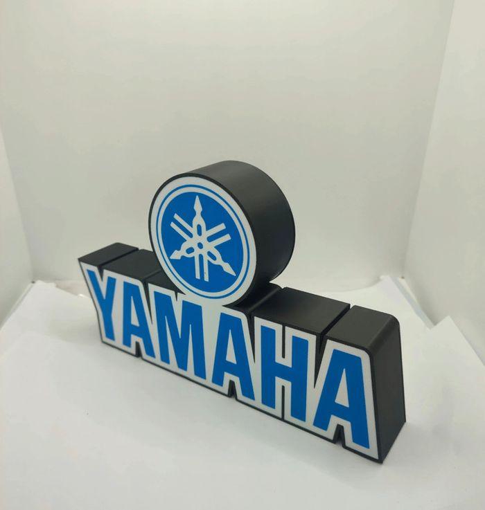 Logo yamaha led intégré - photo numéro 2