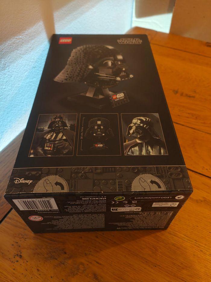 LEGO Star Wars 75304 Le Casque de Dark Vador - photo numéro 3