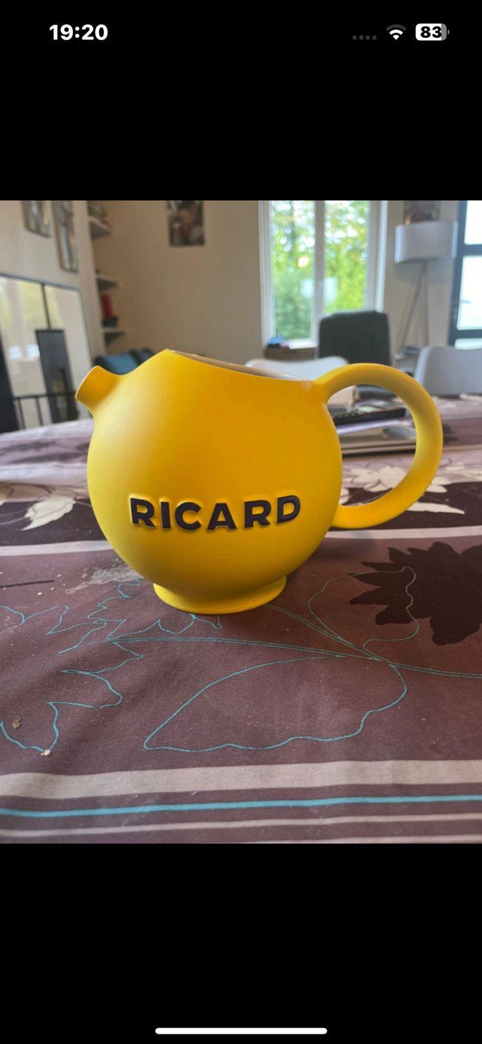 Pichet Ricard - photo numéro 1