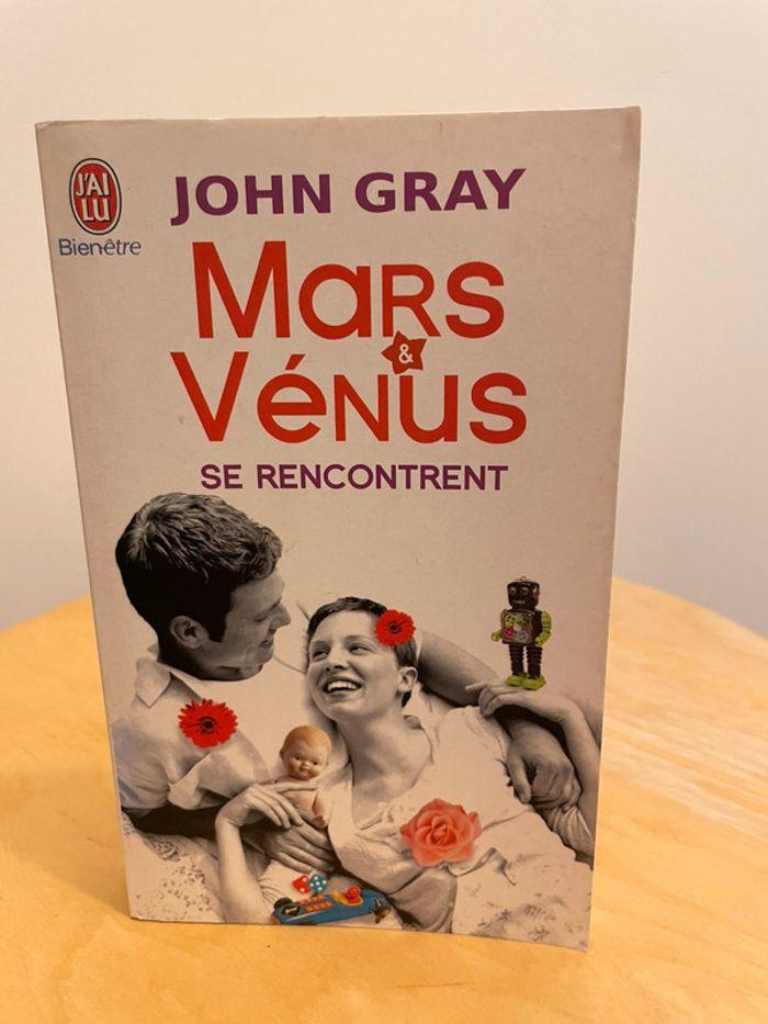 Livre mars et Vénus - photo numéro 1