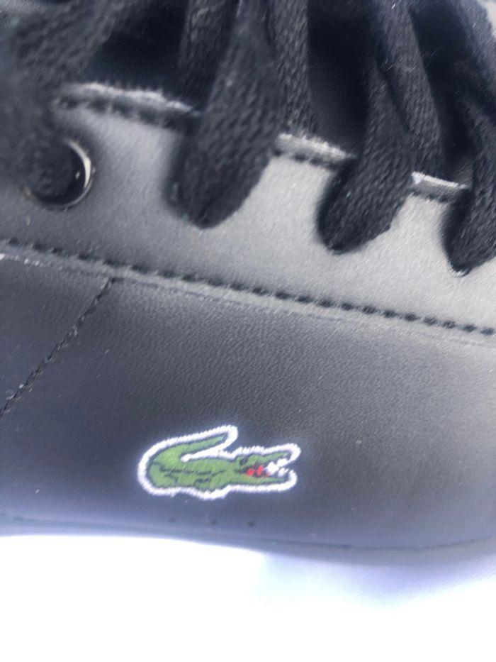 Baskets Lacoste noir taille 38 - photo numéro 3