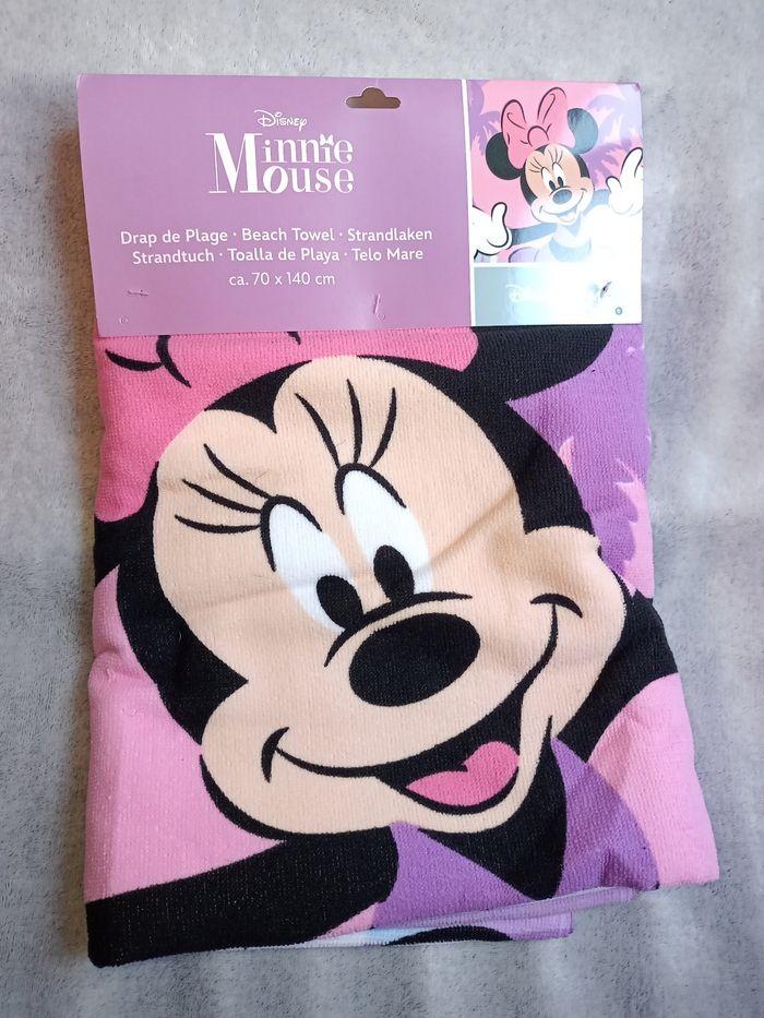 Serviette Drap de plage bain Minnie mouse - photo numéro 3