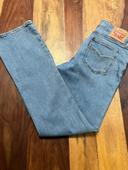 14. Levi’s 715 boot cut W31 L32